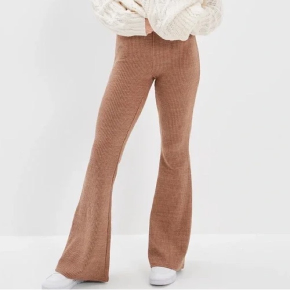 American Eagle High Waisted Sweater Flare Pants NWOT : Medium
